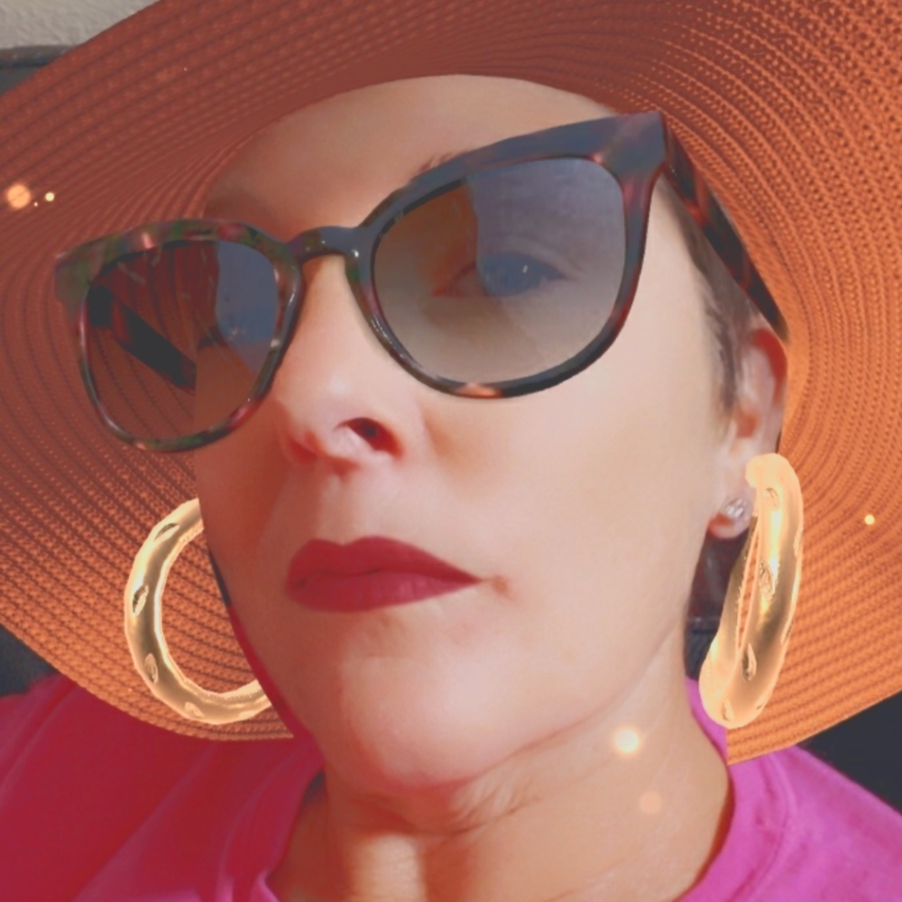 Meet your Posher, Melanie